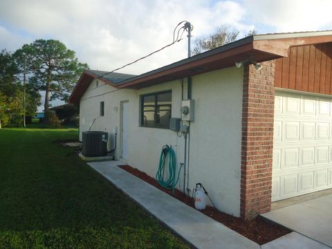 A home in Port St Lucie