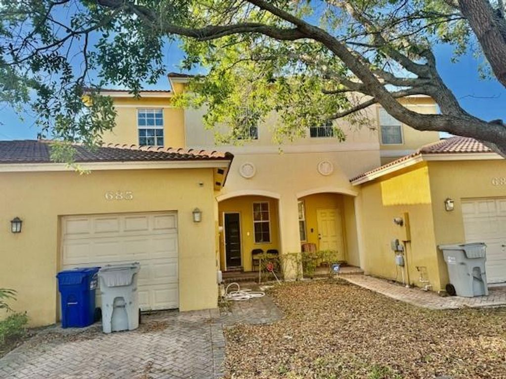 Photo of 685 NW 21st Ave #685, Pompano Beach, FL 33069 (MLS # F10431108)