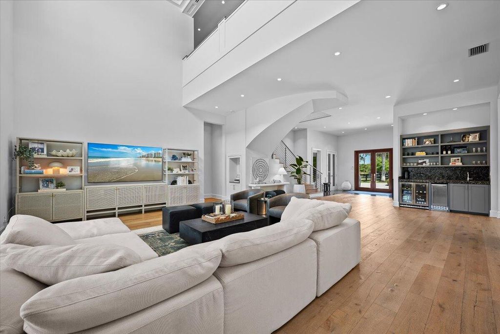 Photo of 6209 Homeland Road, Lake Worth, FL 33449 (MLS # B26007700)