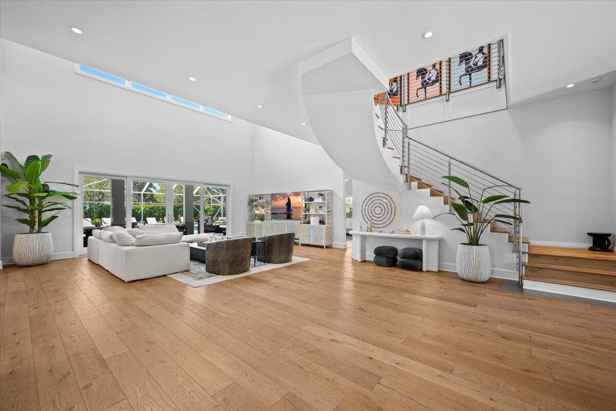 HOMELAND - Residential