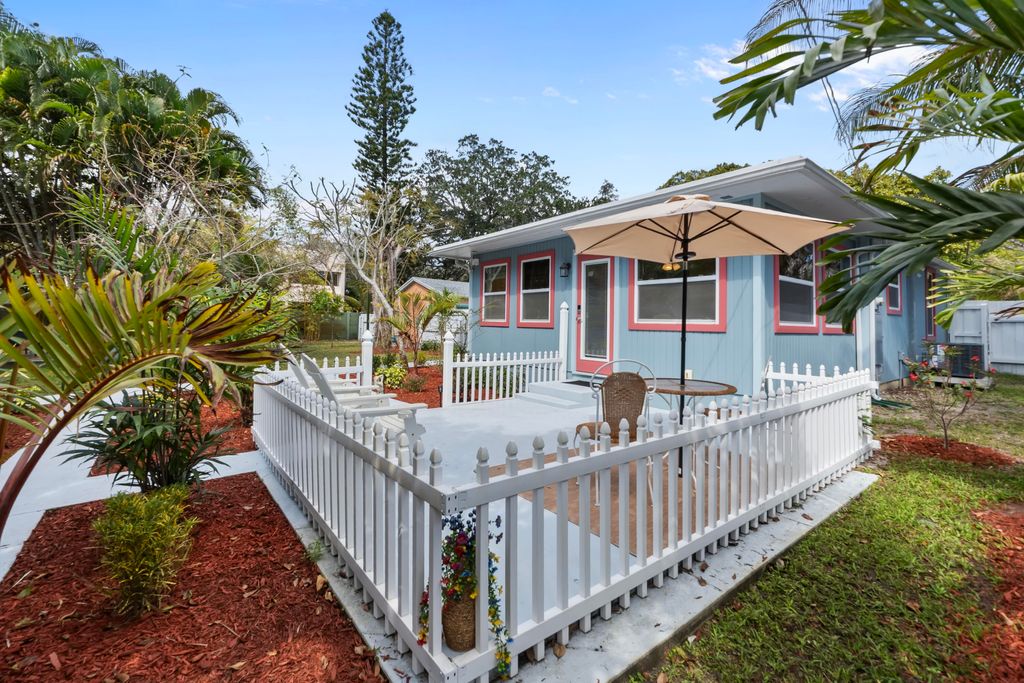 Photo of 2396 Easy Street #A, Palm Beach Gardens, FL 33410 (MLS # B26020450)