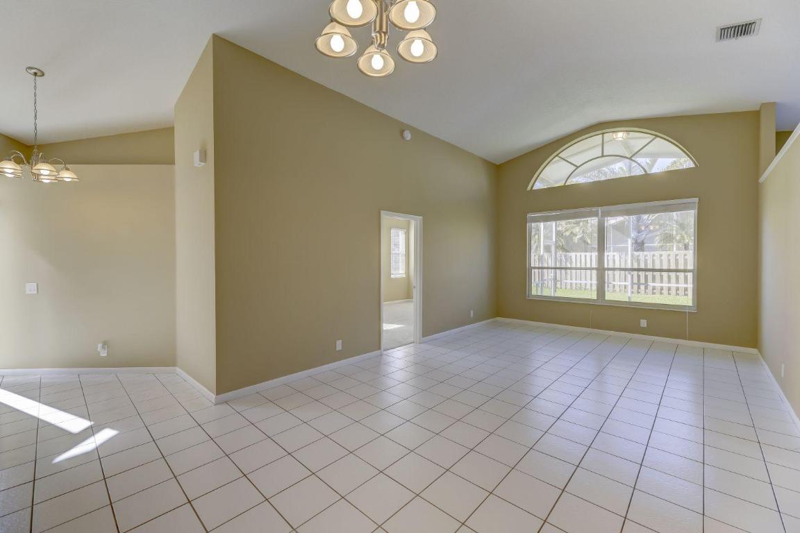 HOLIDAY SPRINGS EAST - Residential