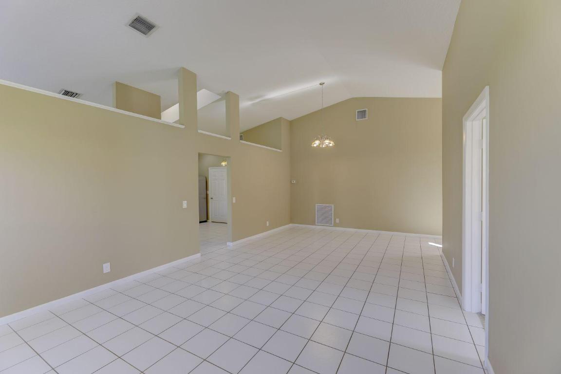 HOLIDAY SPRINGS EAST - Residential