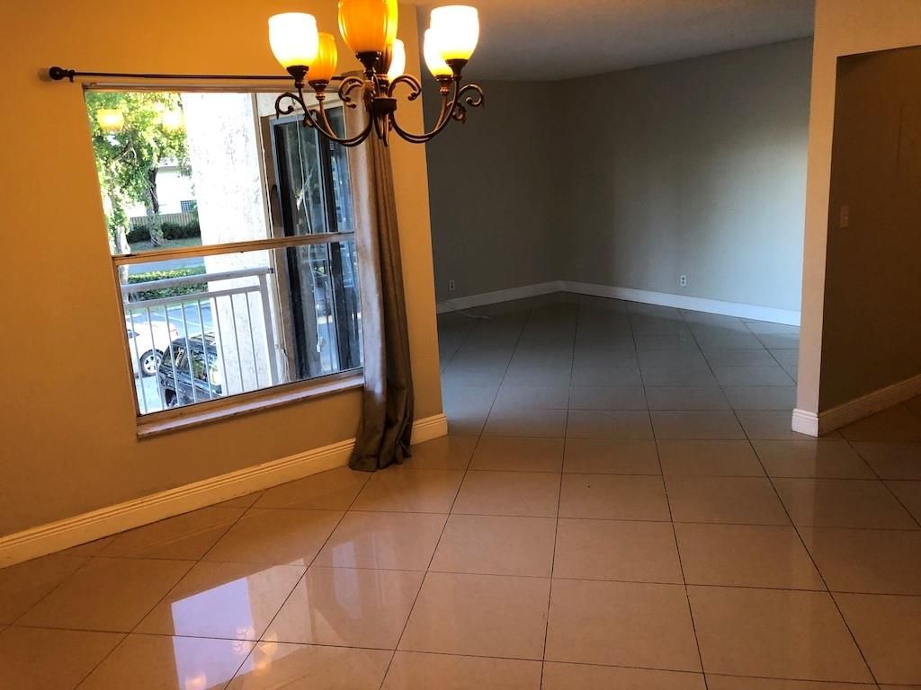 Photo of 605 Pine Island Road #201A, Plantation, FL 33324 (MLS # F10439134)