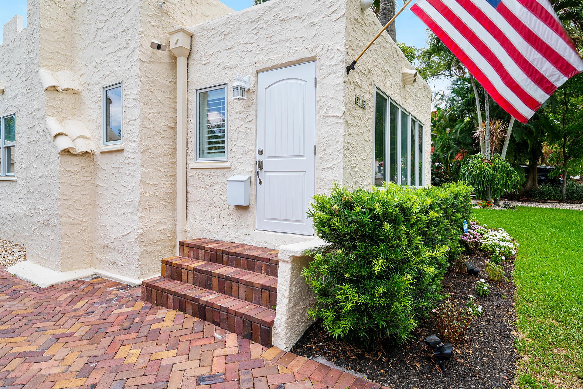 813 Avon Road