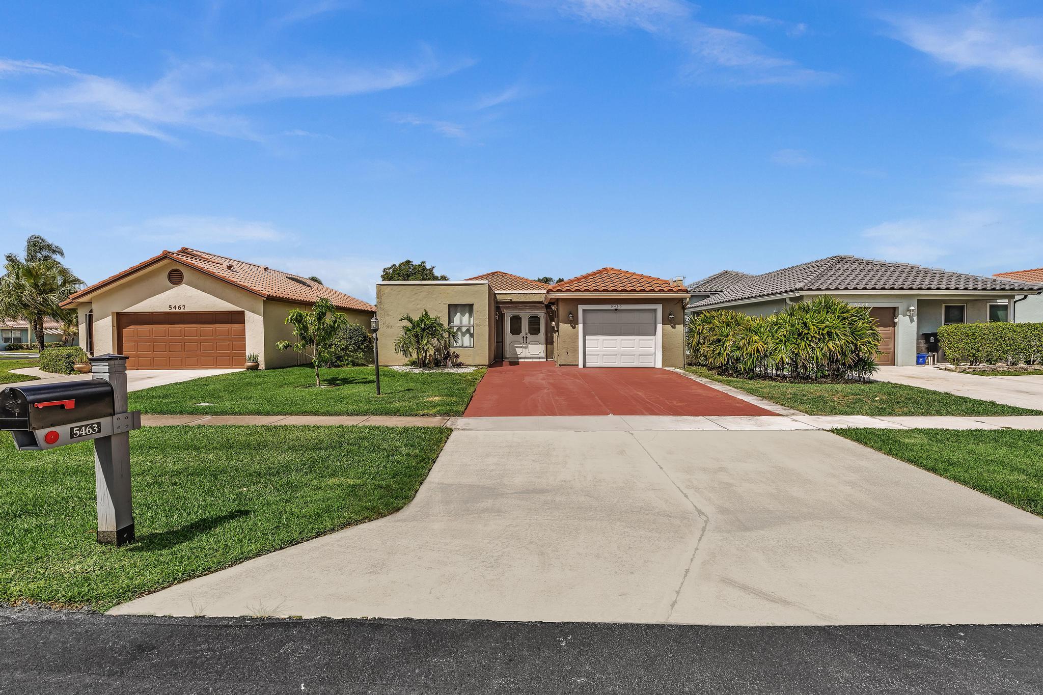 5463 Alta Way