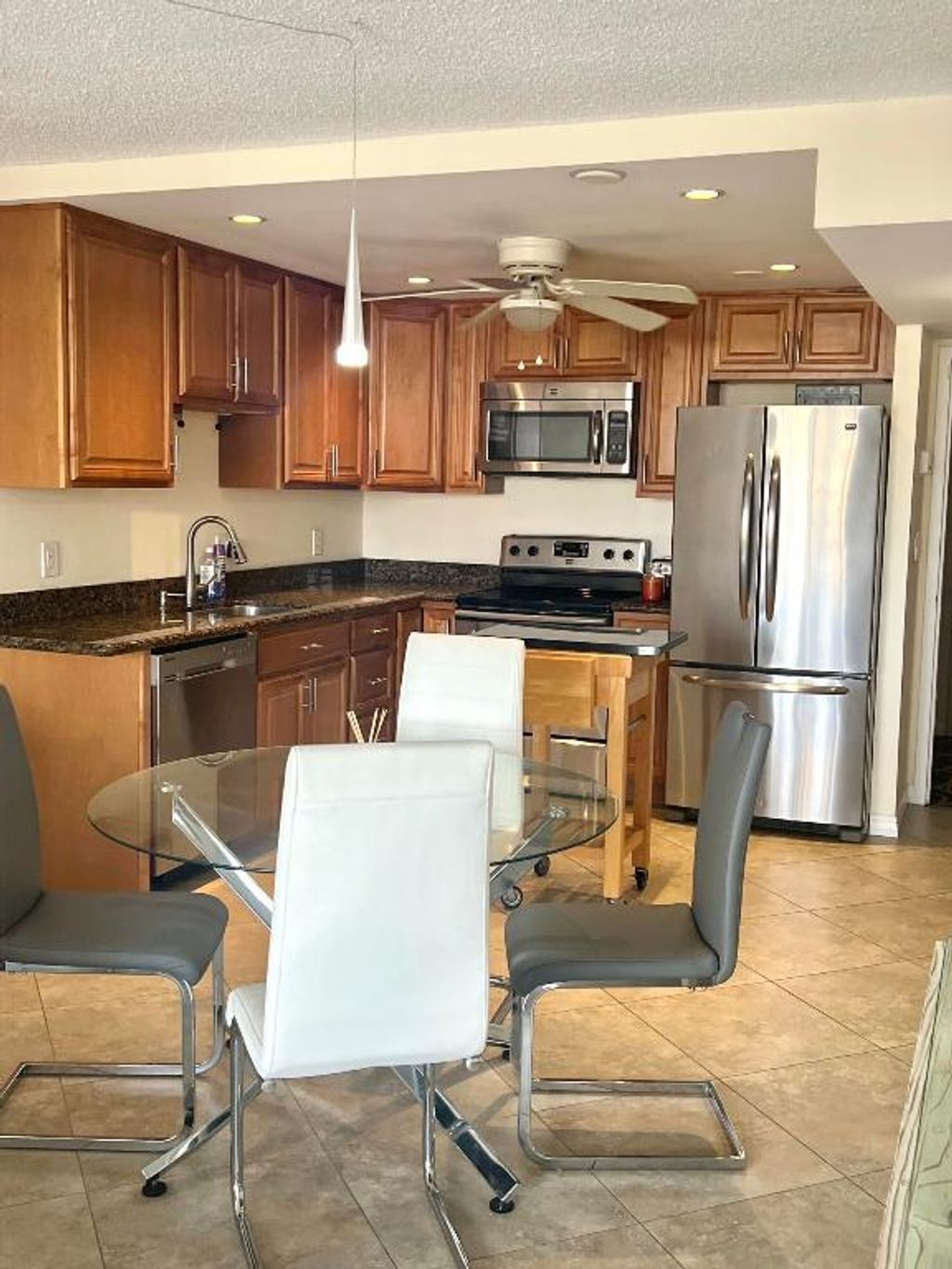 Photo of 500 Executive Center Drive #5h, West Palm Beach, FL 33401 (MLS # R10958025)