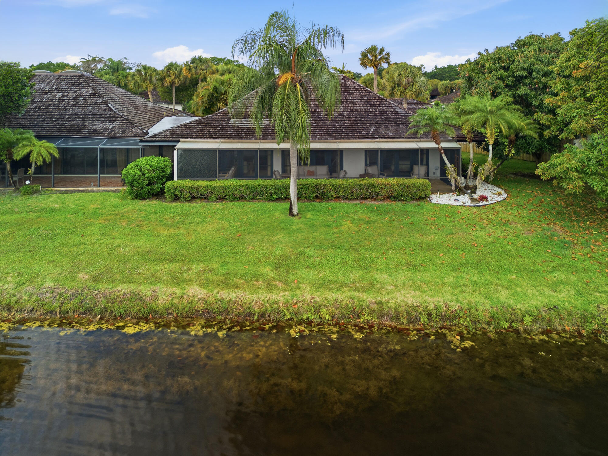 PEBBLEWOOD PH 3 OF PALM BEACH POLO AND CC - Residential