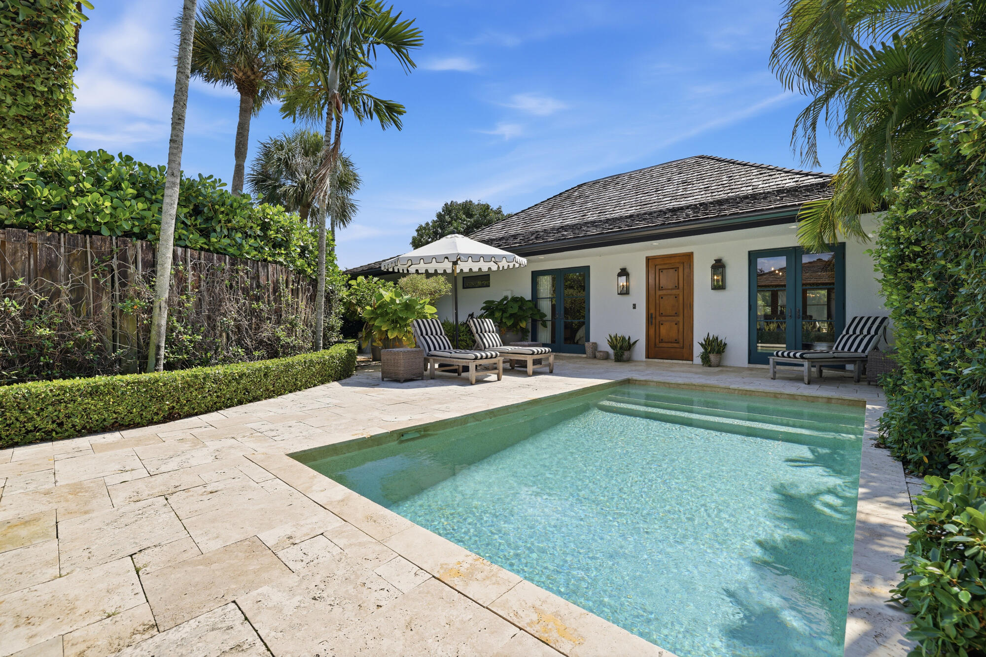 PEBBLEWOOD PH 3 OF PALM BEACH POLO AND CC - Residential