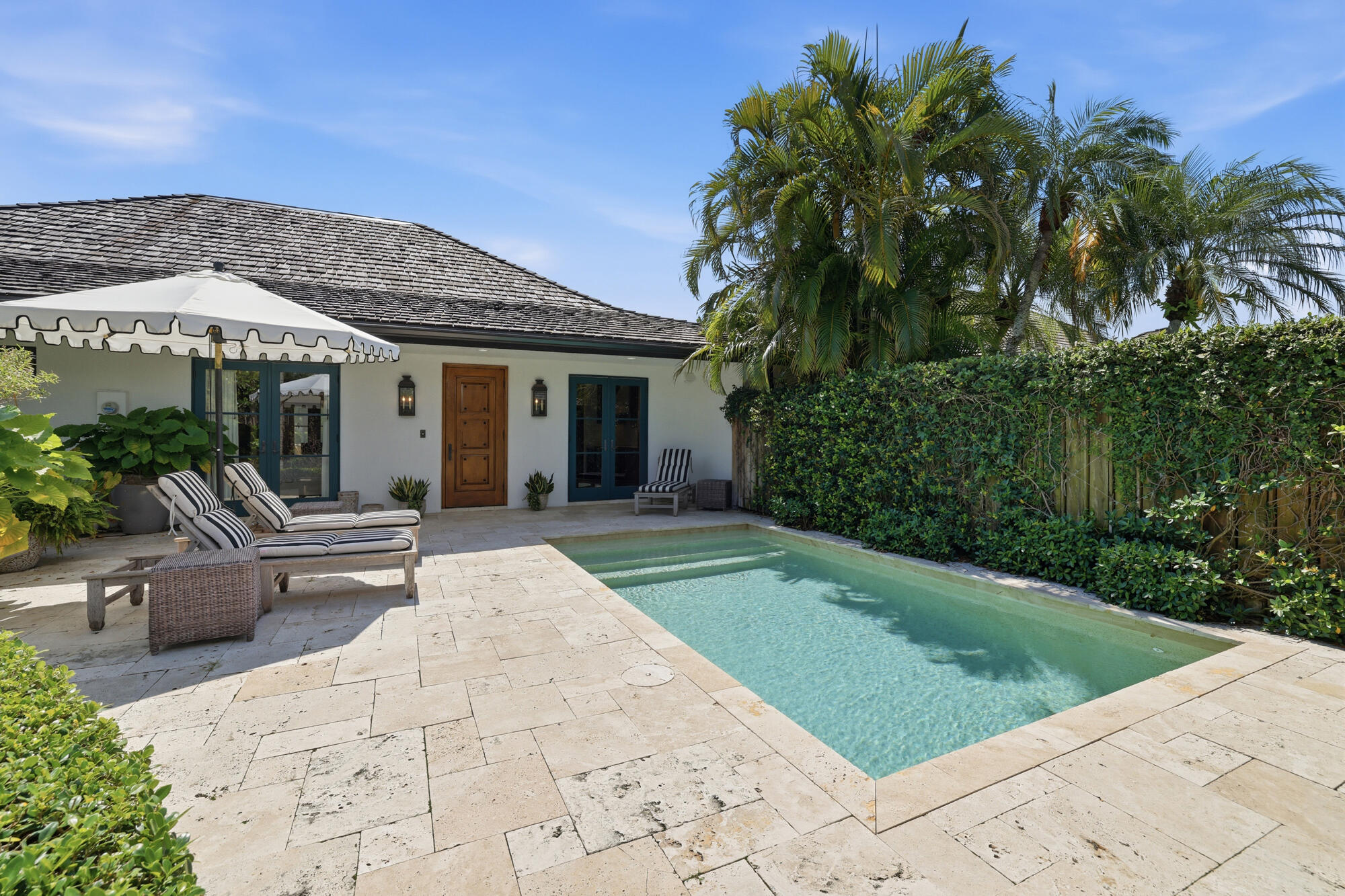 PEBBLEWOOD PH 3 OF PALM BEACH POLO AND CC - Residential