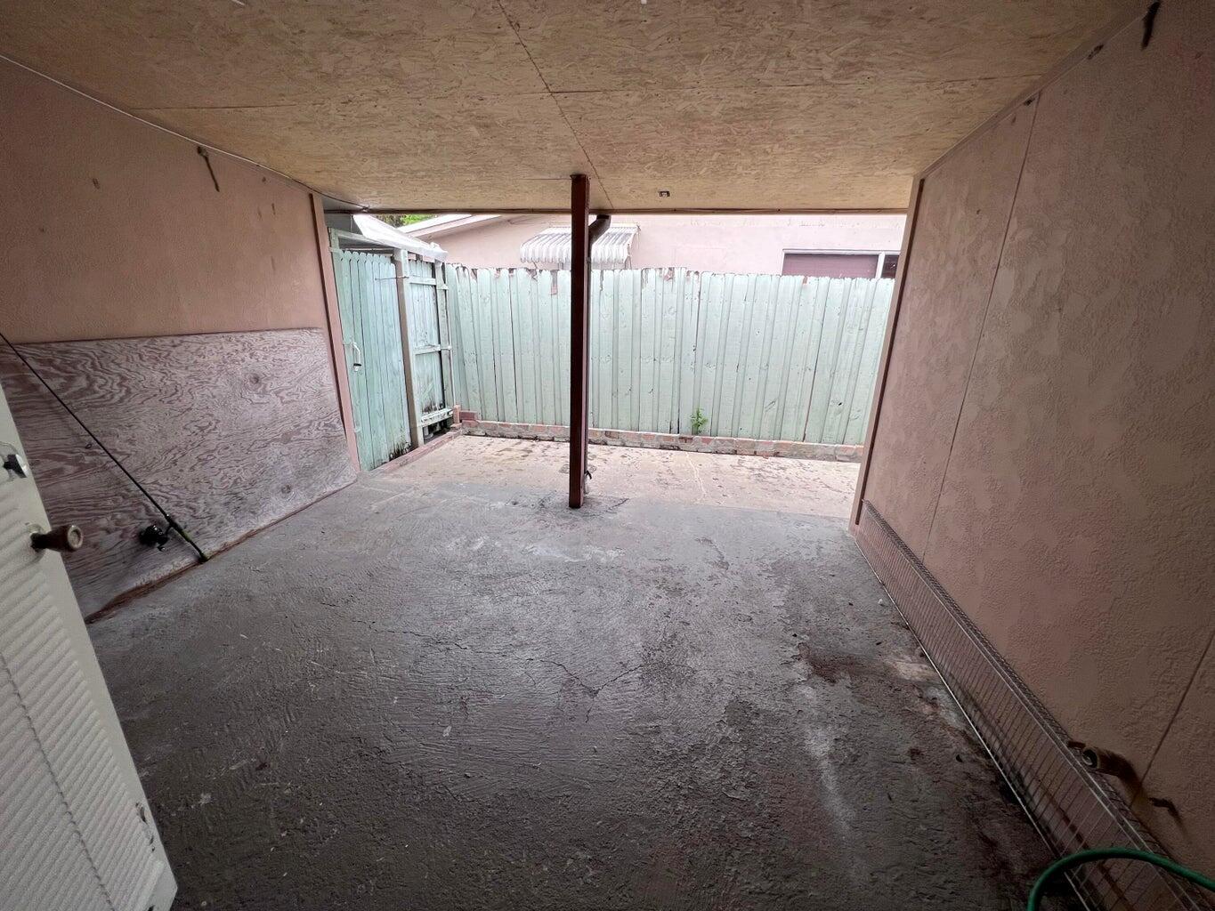 PLANTATION VILLAGE U - Residential Lease