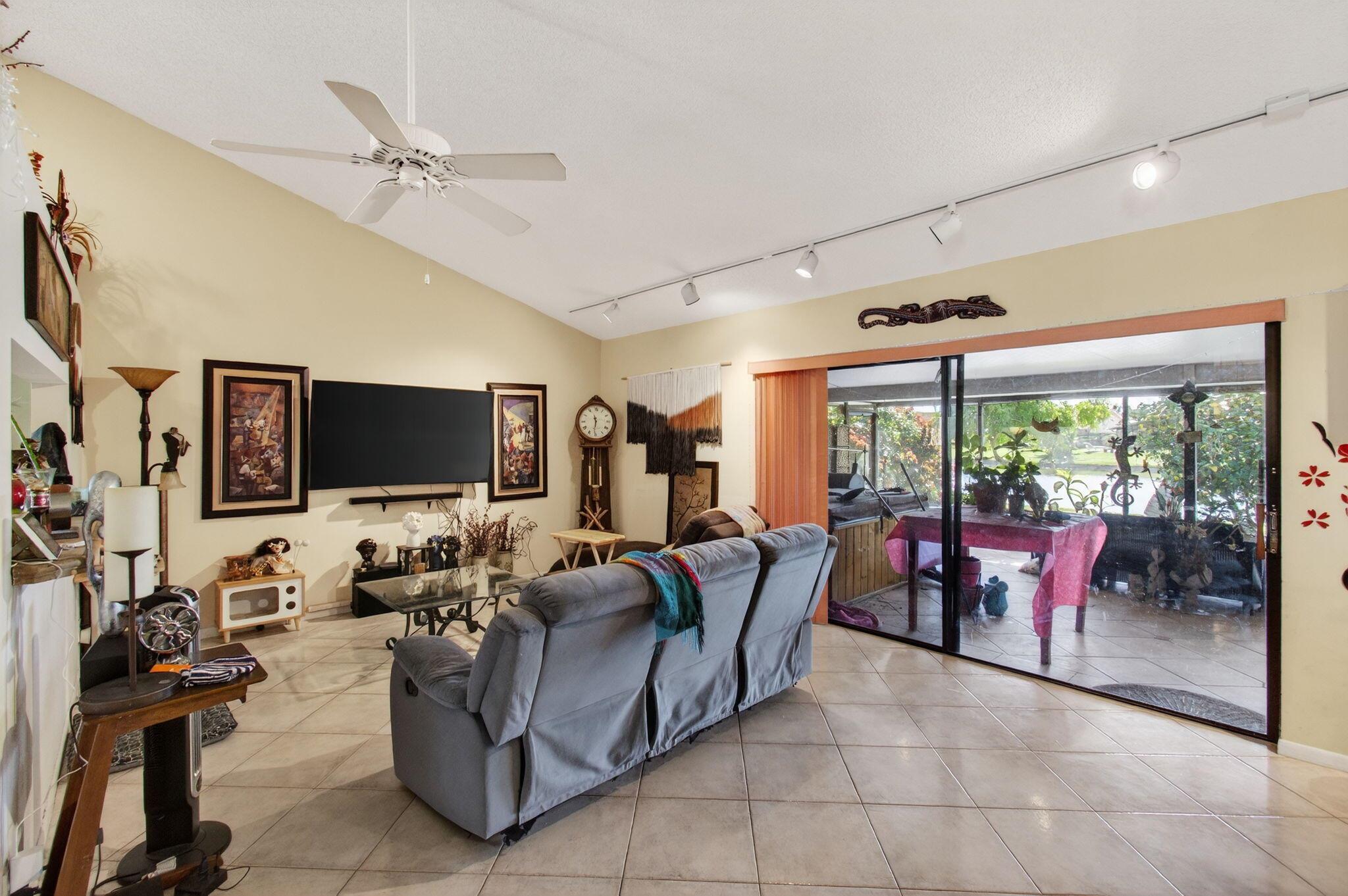 SUN VALLEY 2 - Residential