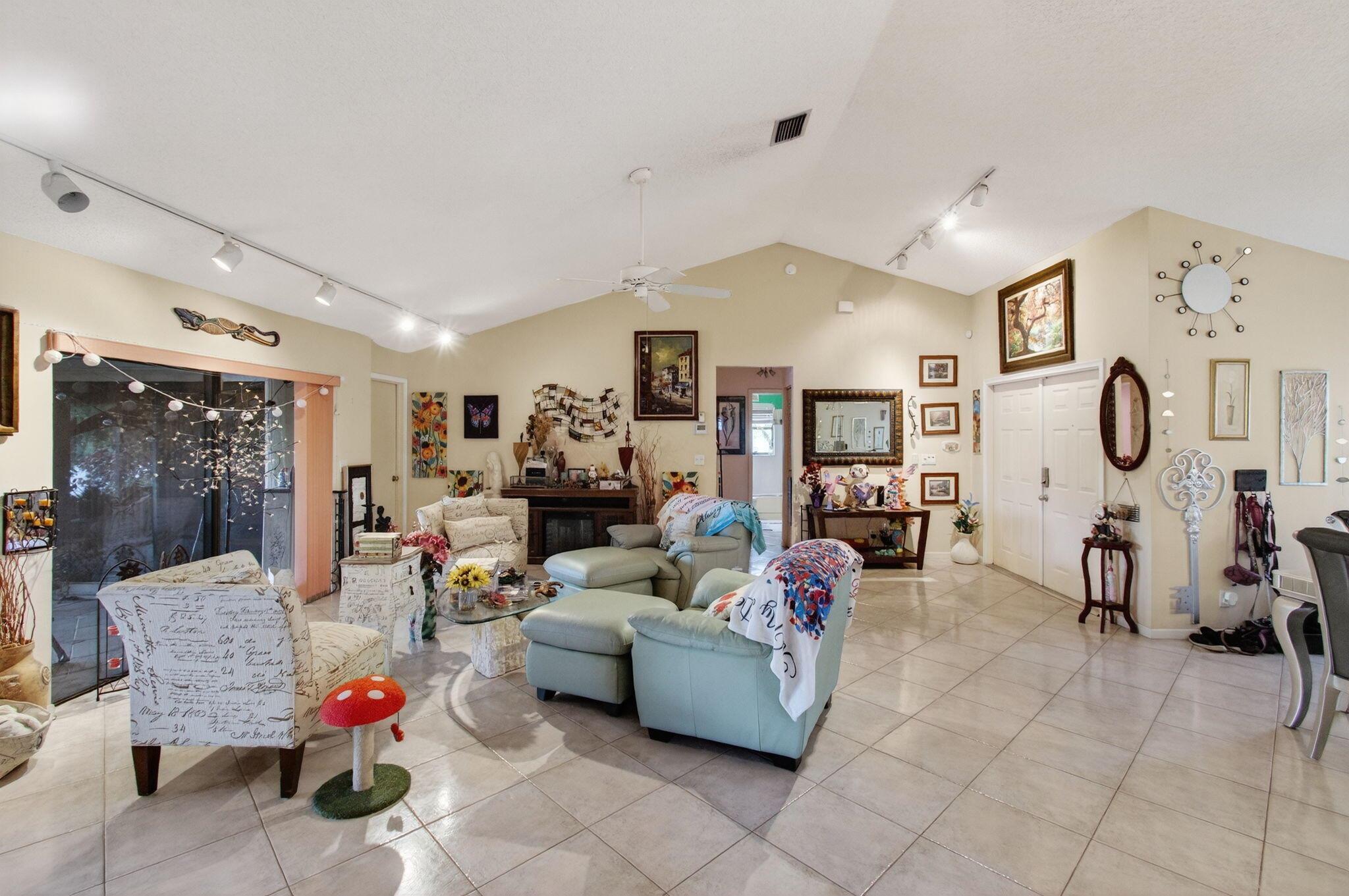 SUN VALLEY 2 - Residential