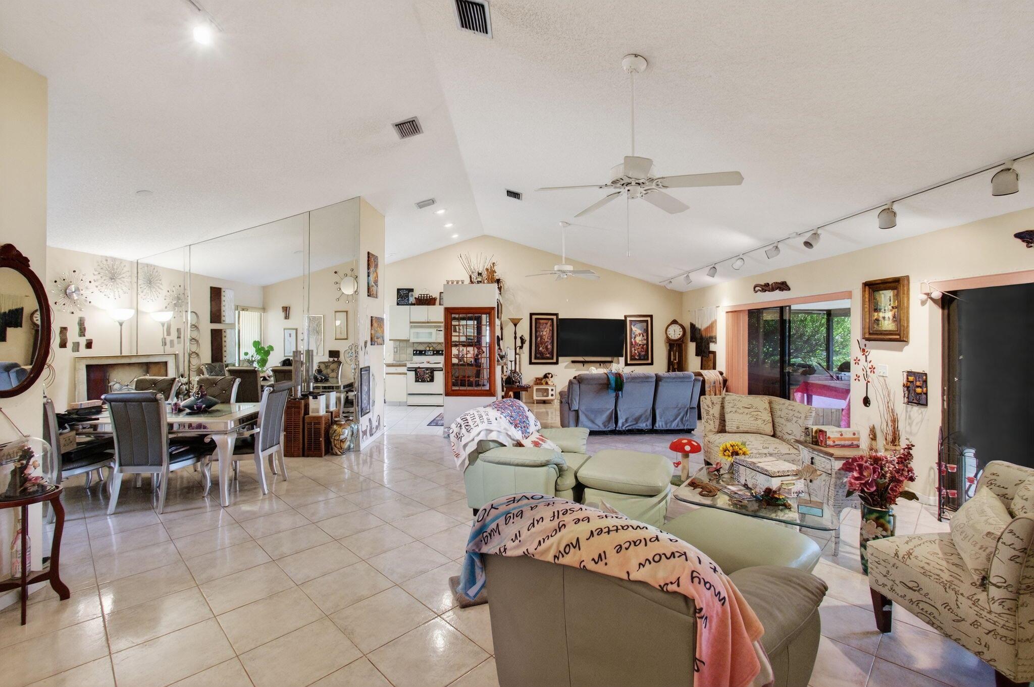 SUN VALLEY 2 - Residential