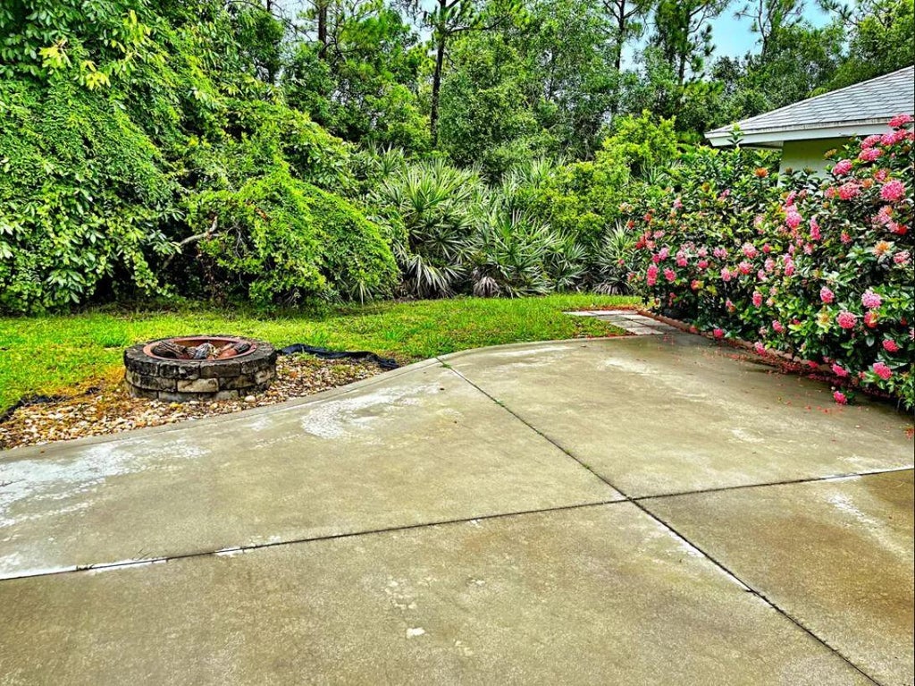 Photo of 17087 133rd Trail N, Jupiter, FL 33478 (MLS # B26078781)