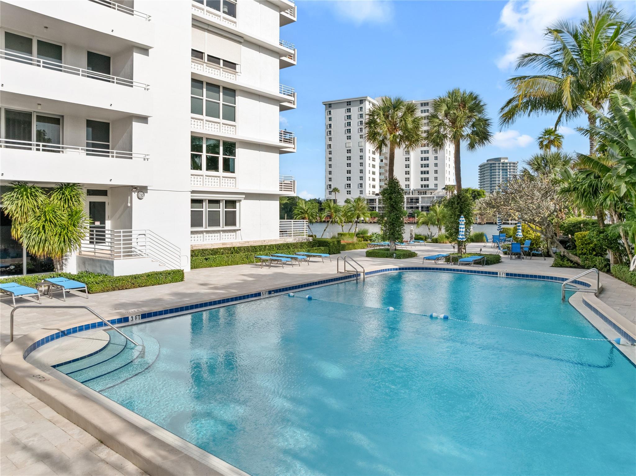 Sunrise Towers - Residential