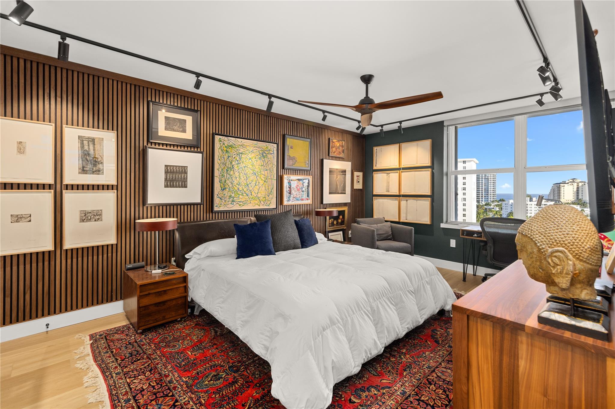 Sunrise Towers - Residential