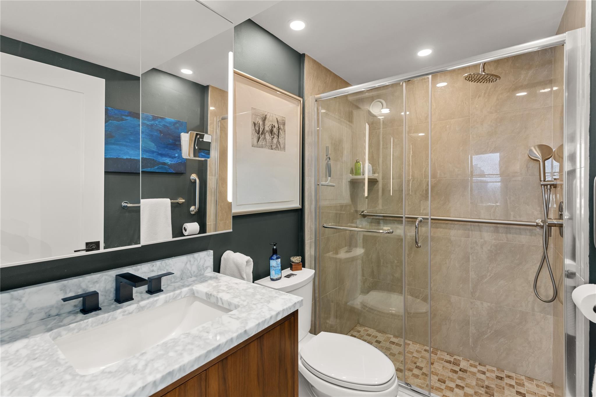 Sunrise Towers - Residential