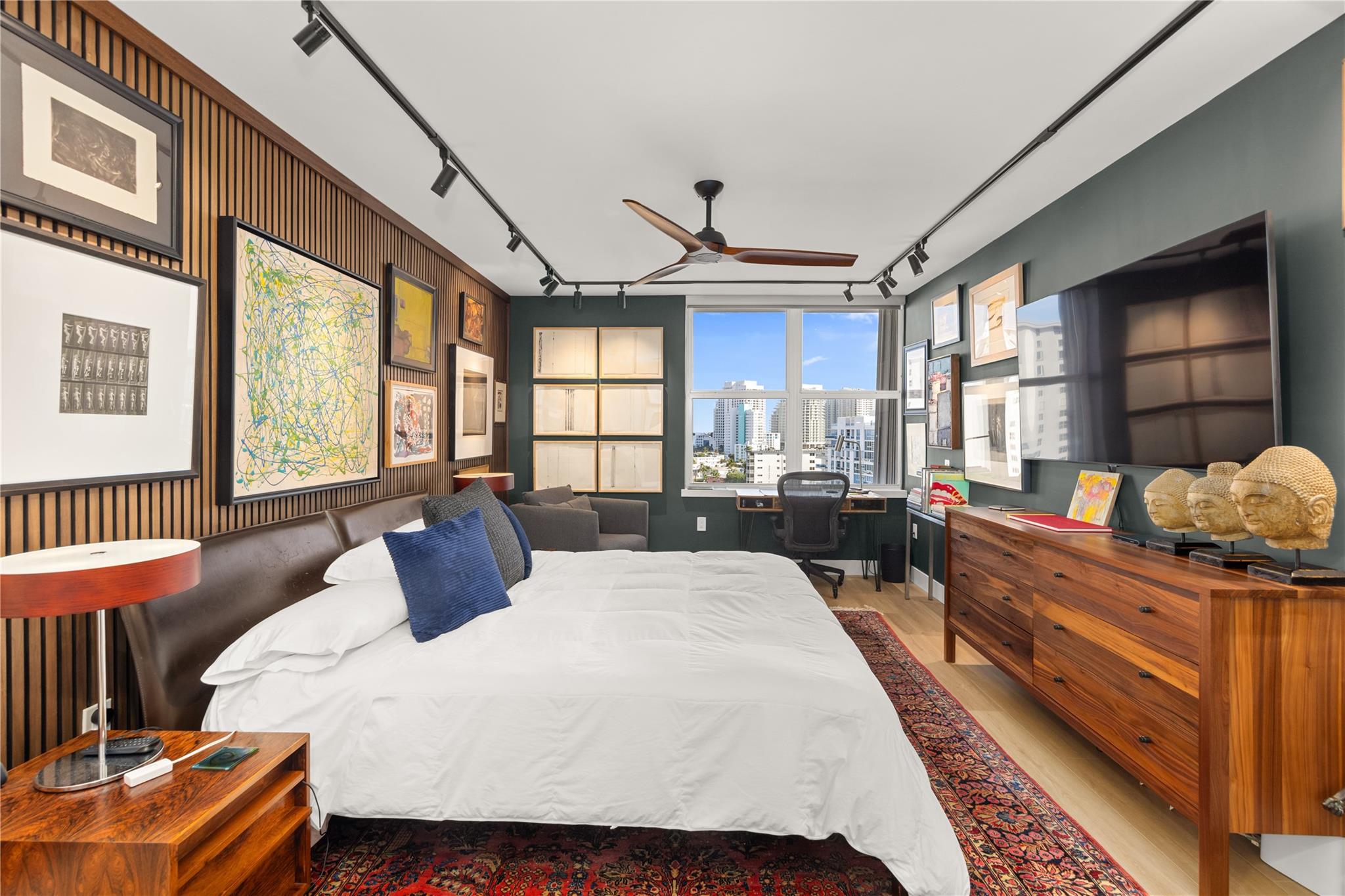 Sunrise Towers - Residential