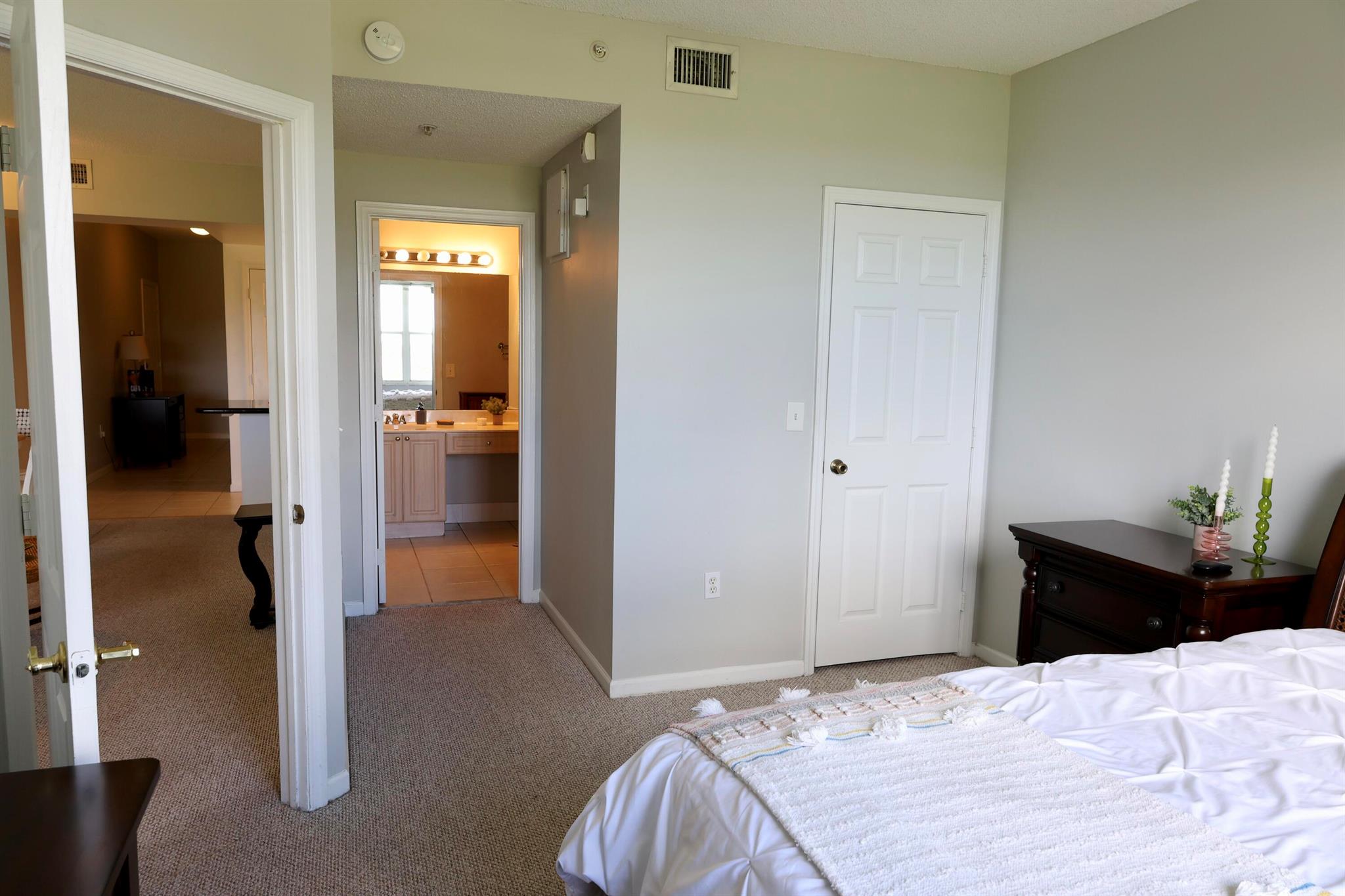 ARISSA PLACE CONDO - Residential Lease