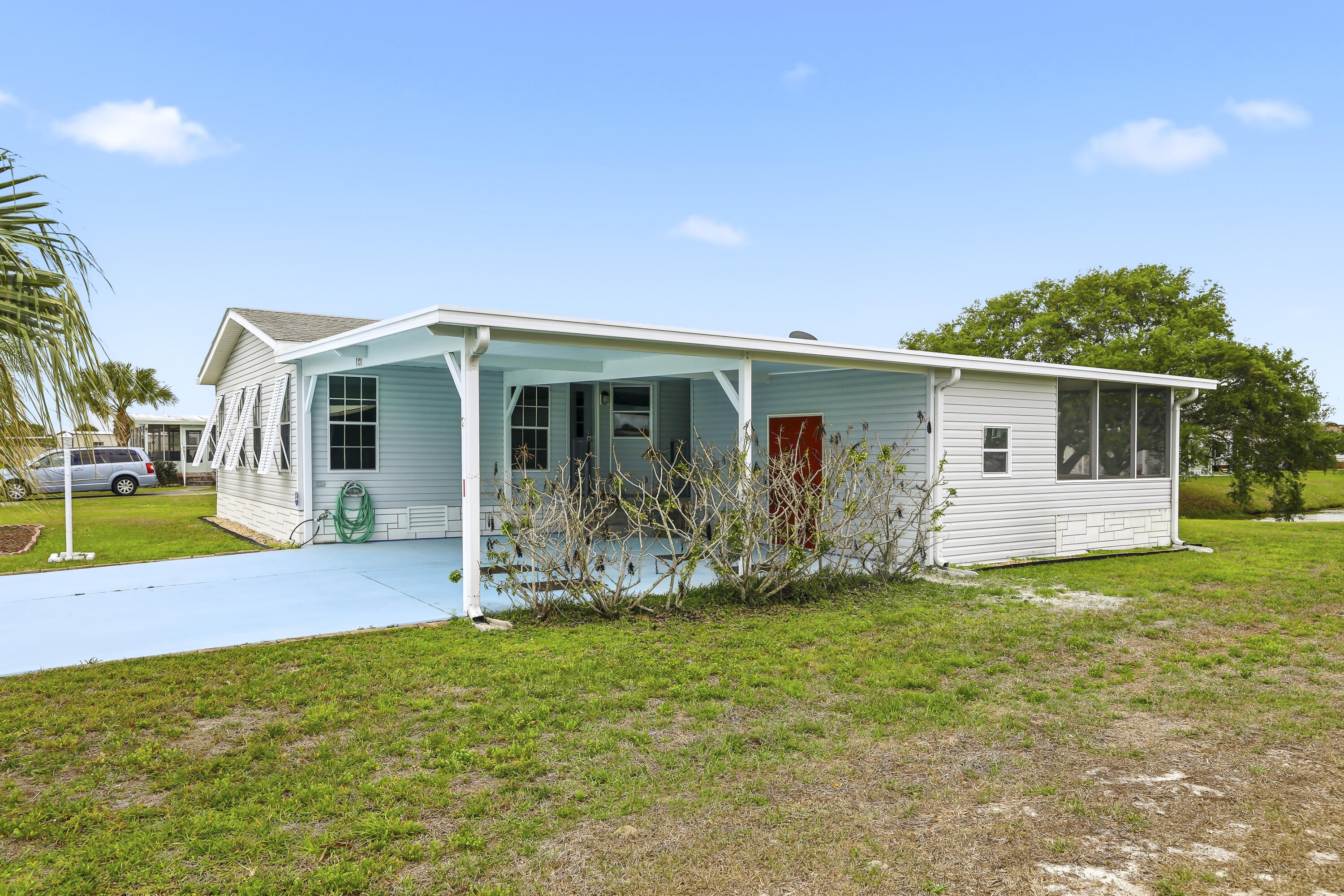 1187 Barefoot Circle