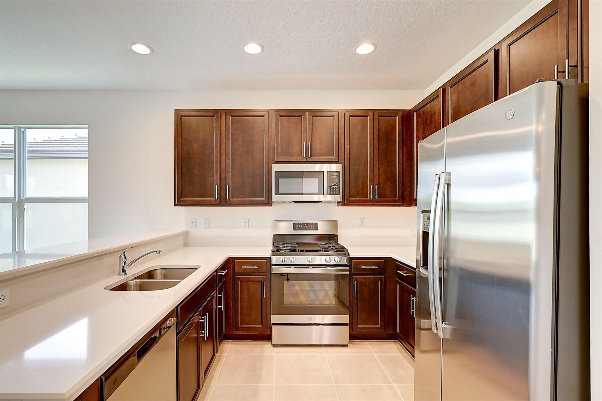 RIVERLAND PARCEL C - PLAT - Residential Lease