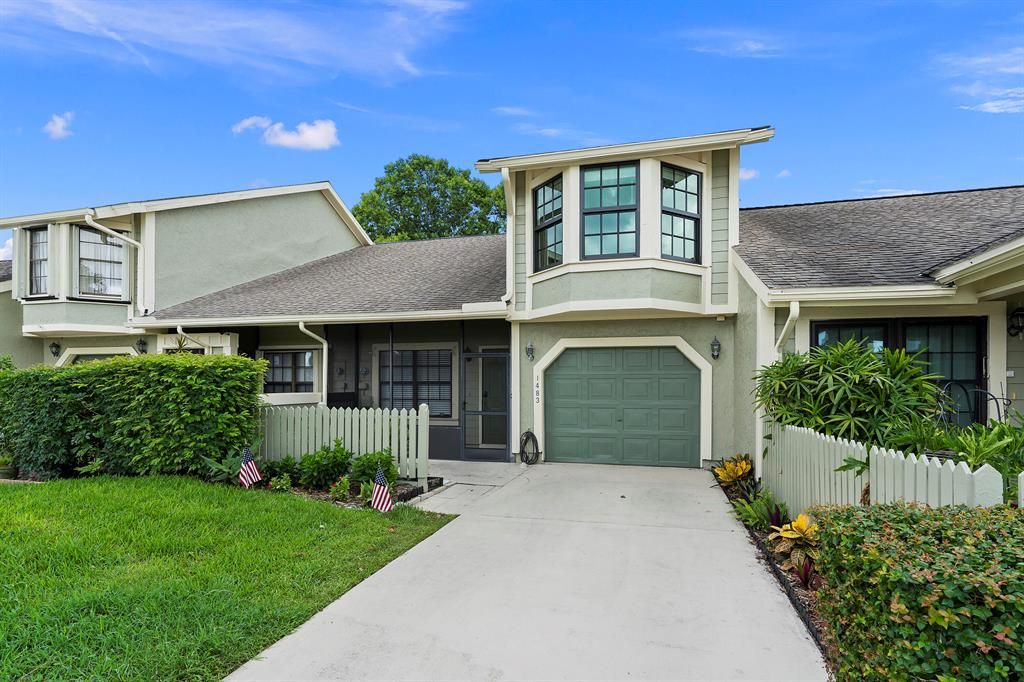 Photo of 1483 SE Colchester Circle, Port Saint Lucie, FL 34952 (MLS # R10761497)