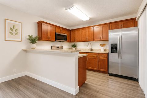 Tiny photo for 2333 Waterside Drive, Lake Worth, FL 33461 (MLS # B26051361)