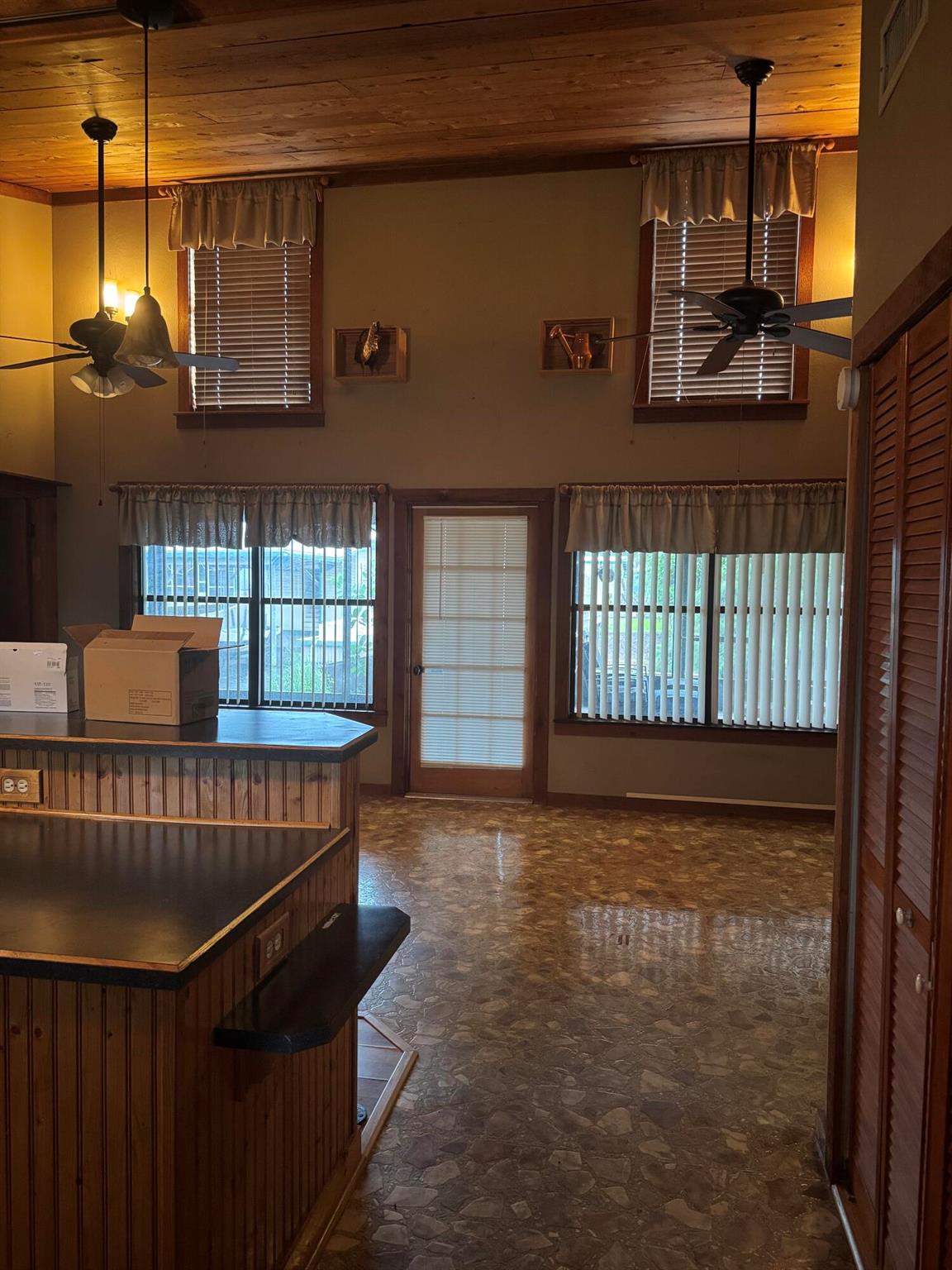 J & S PARK ESTATES - Residential