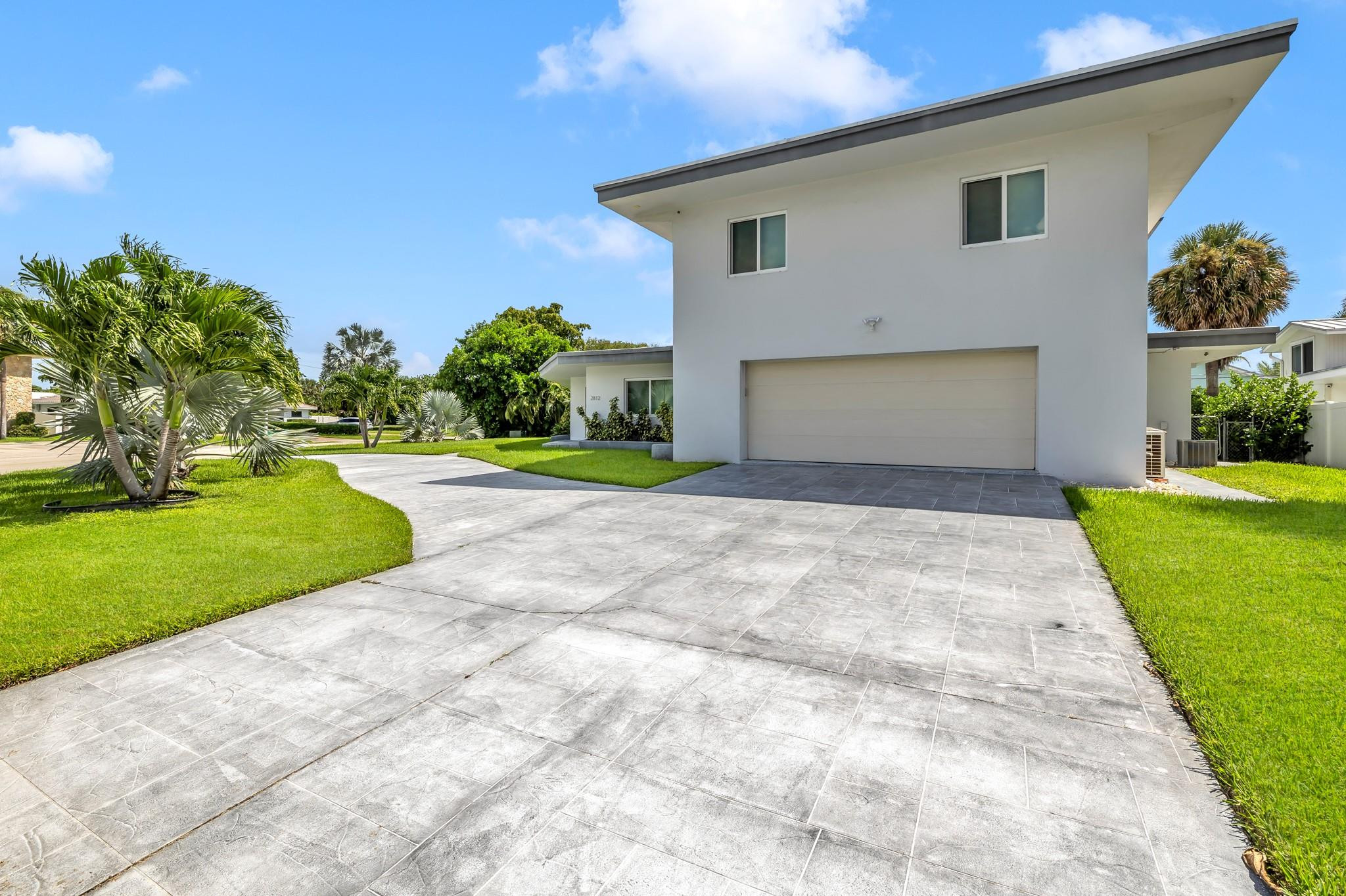 LIGHTHOUSE POINT FIRST SEC - Residential Lease