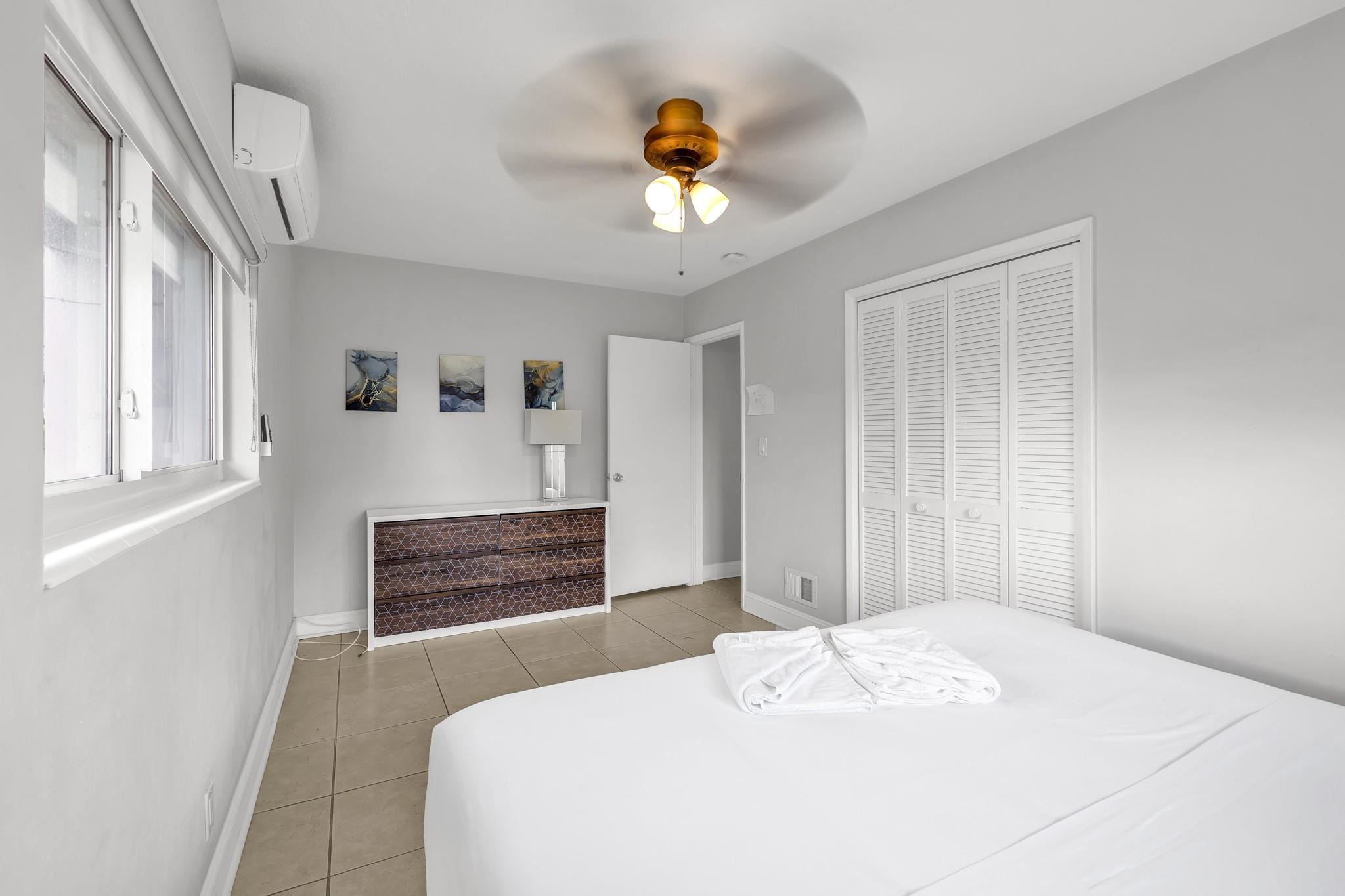 LIGHTHOUSE POINT FIRST SEC - Residential Lease
