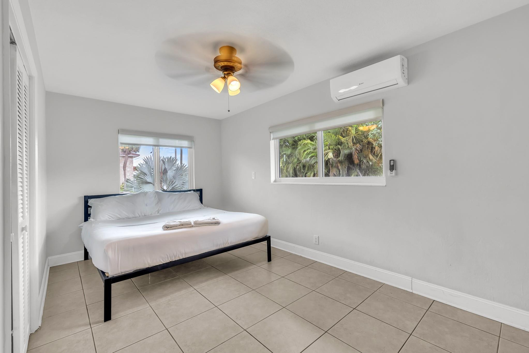 LIGHTHOUSE POINT FIRST SEC - Residential Lease