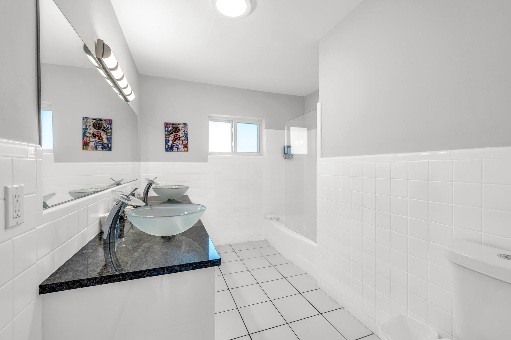 LIGHTHOUSE POINT FIRST SEC - Residential Lease