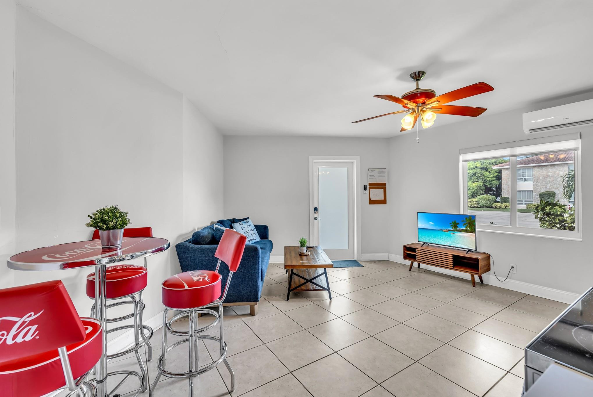 LIGHTHOUSE POINT FIRST SEC - Residential Lease