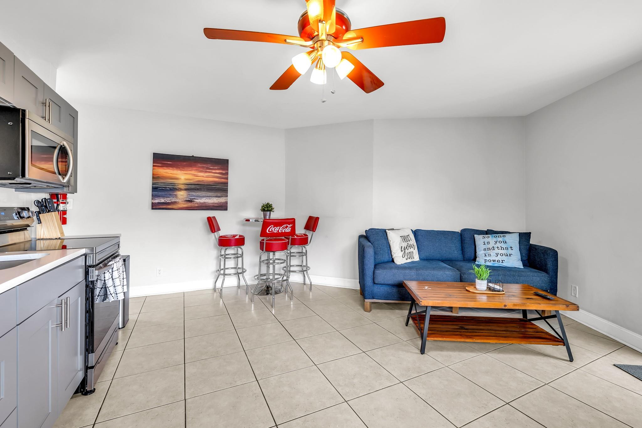 LIGHTHOUSE POINT FIRST SEC - Residential Lease