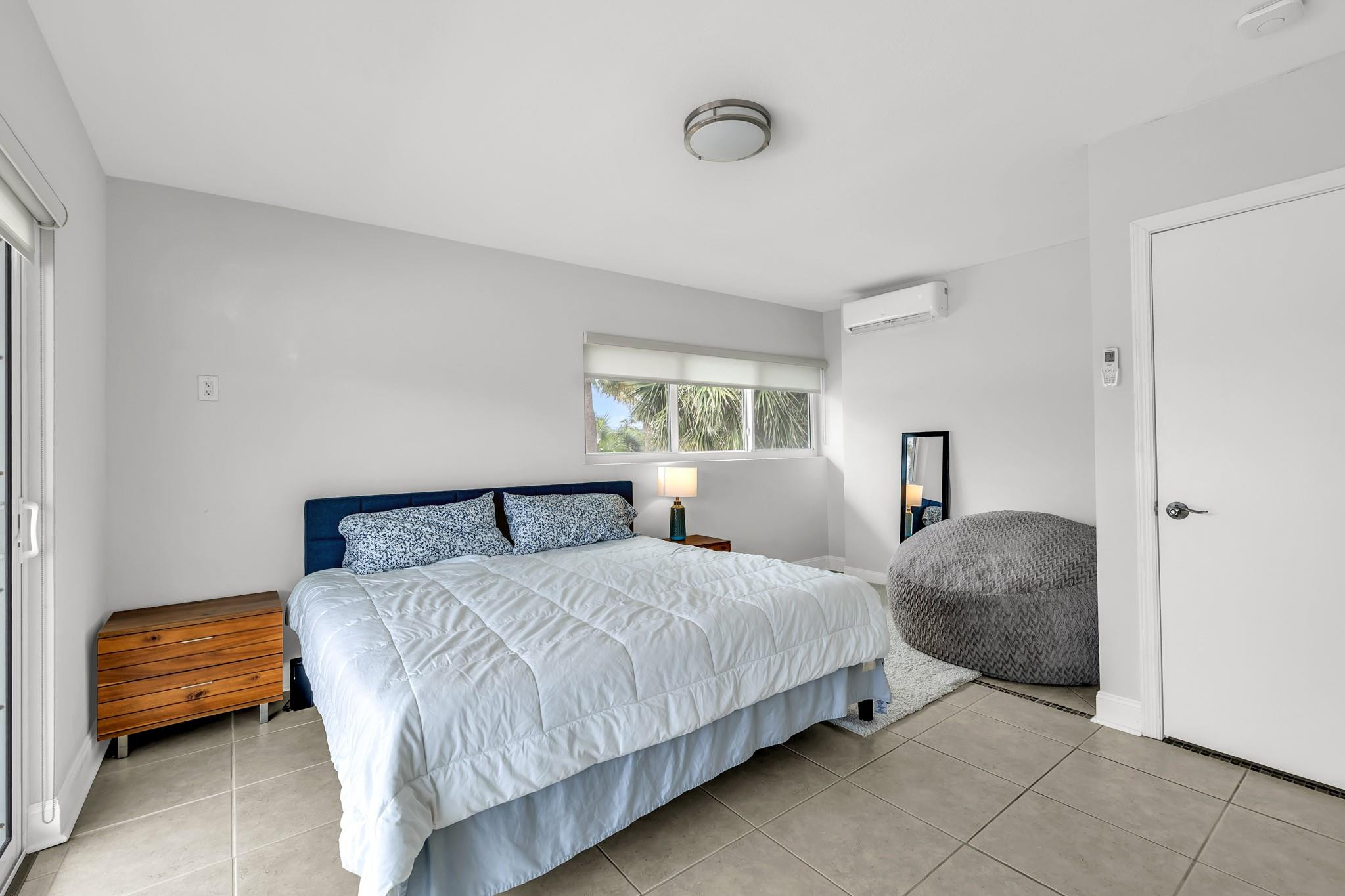 LIGHTHOUSE POINT FIRST SEC - Residential Lease