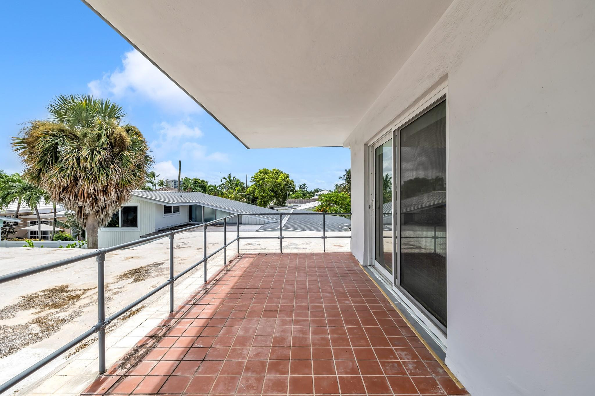 LIGHTHOUSE POINT FIRST SEC - Residential Lease