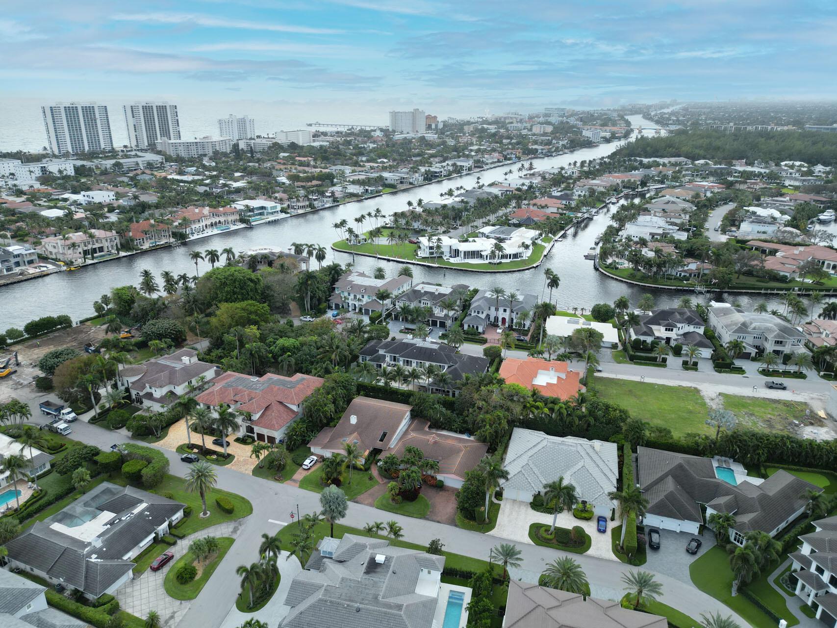 ROYAL PALM YACHT & COUNTR - Residential