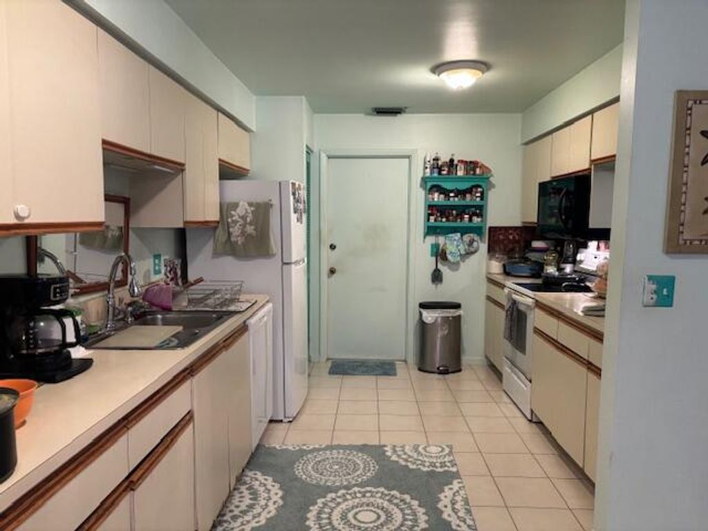 Photo of 787 SW Alton Circle, Port Saint Lucie, FL 34953 (MLS # R11164980)