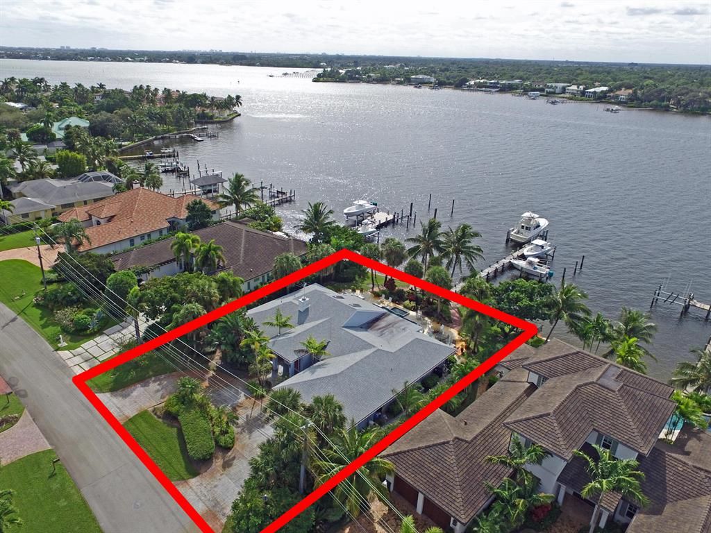 Photo of 55 River Drive, Tequesta, FL 33469 (MLS # R10759983)