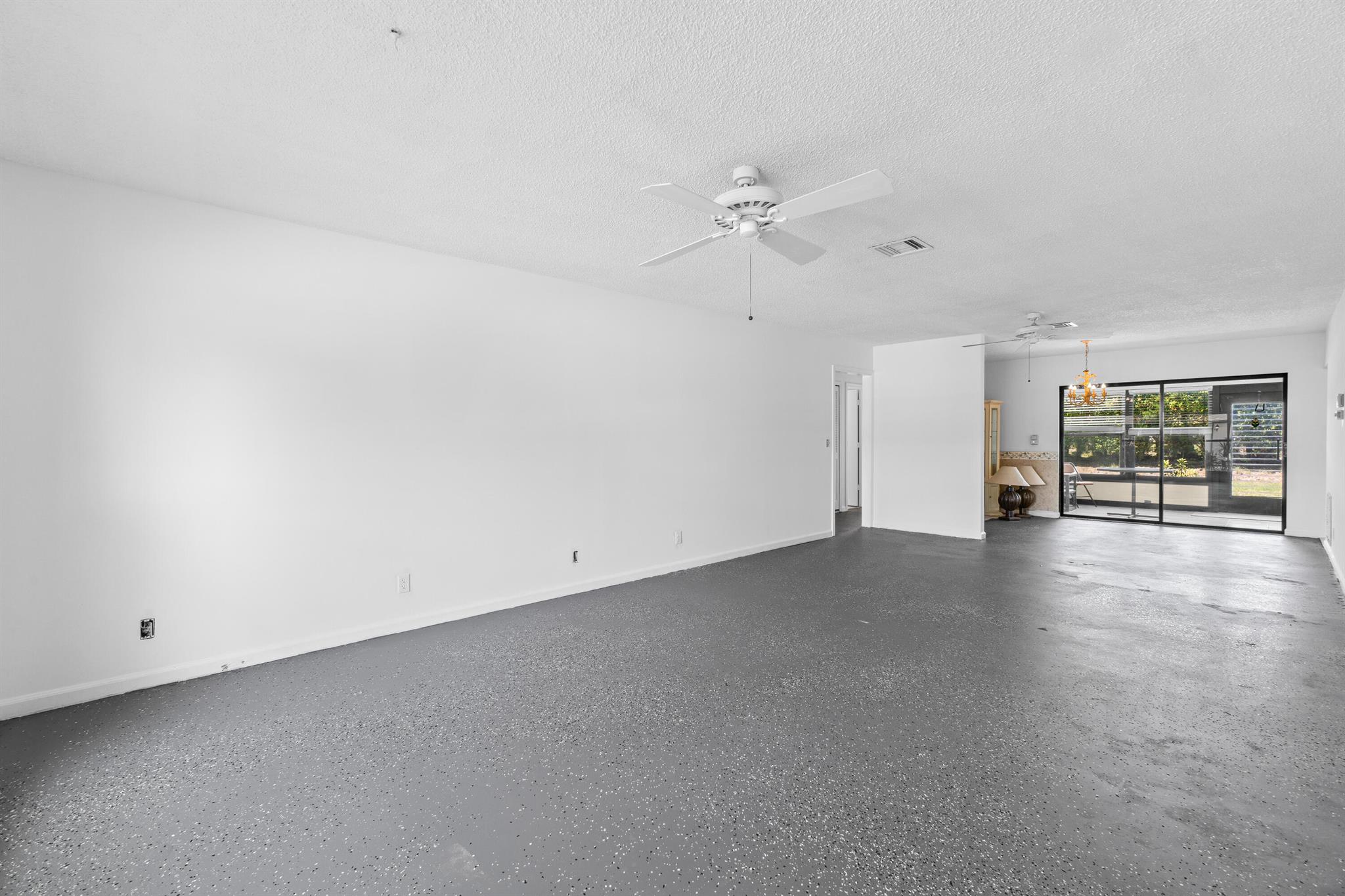 4657 Greentree A Place A