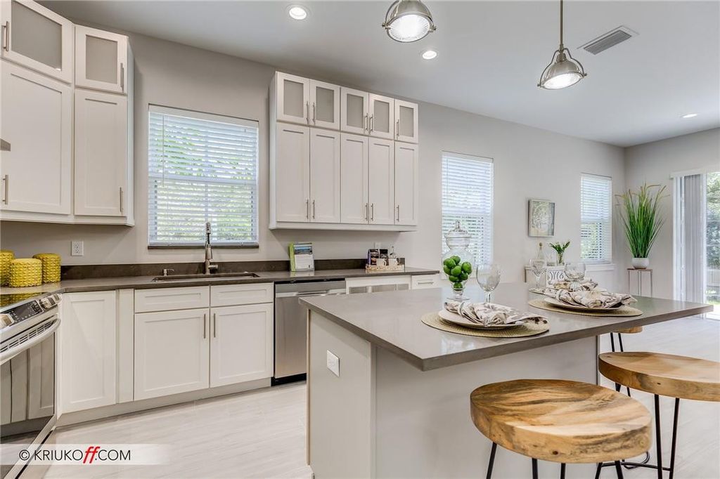 Photo of 639 SW 12 Avenue, Fort Lauderdale, FL 33312 (MLS # F10458749)