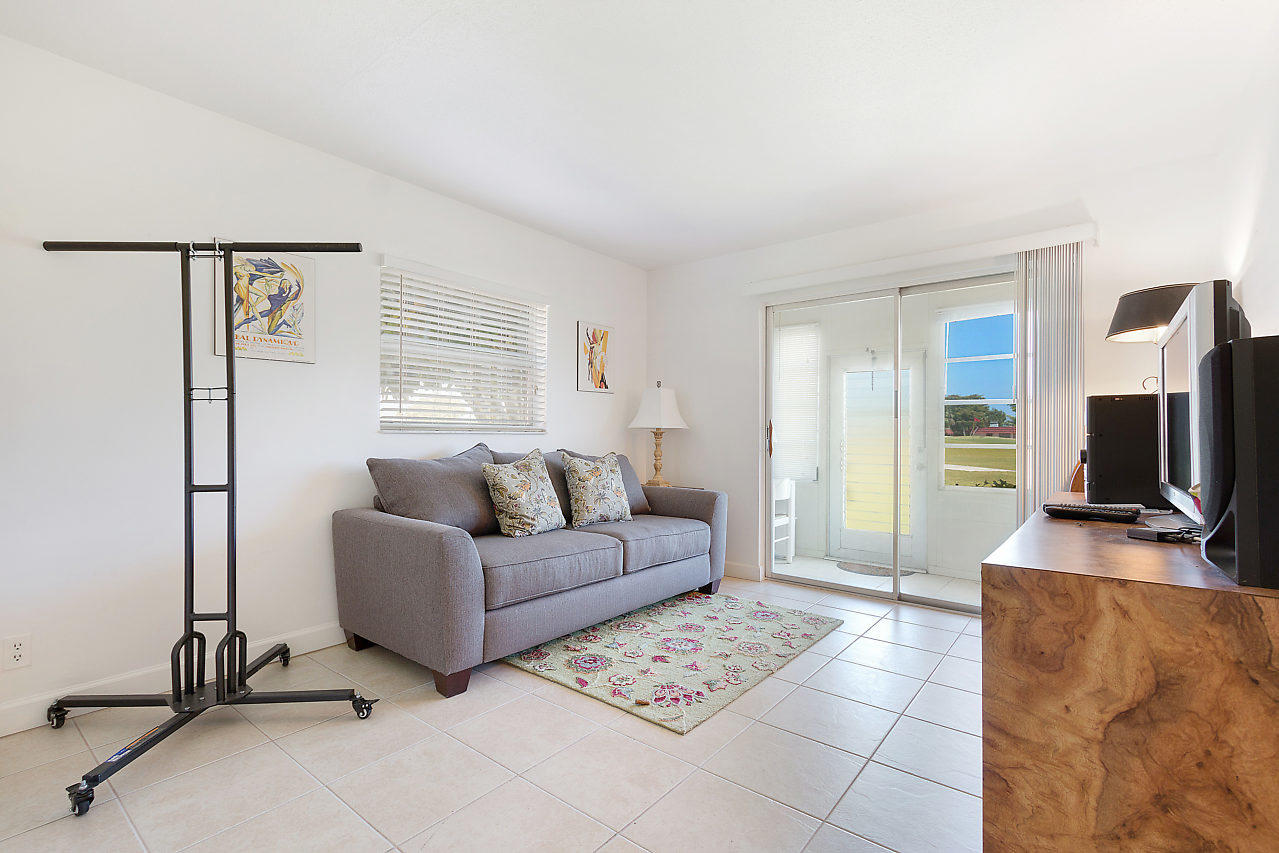 KINGS POINT - Residential