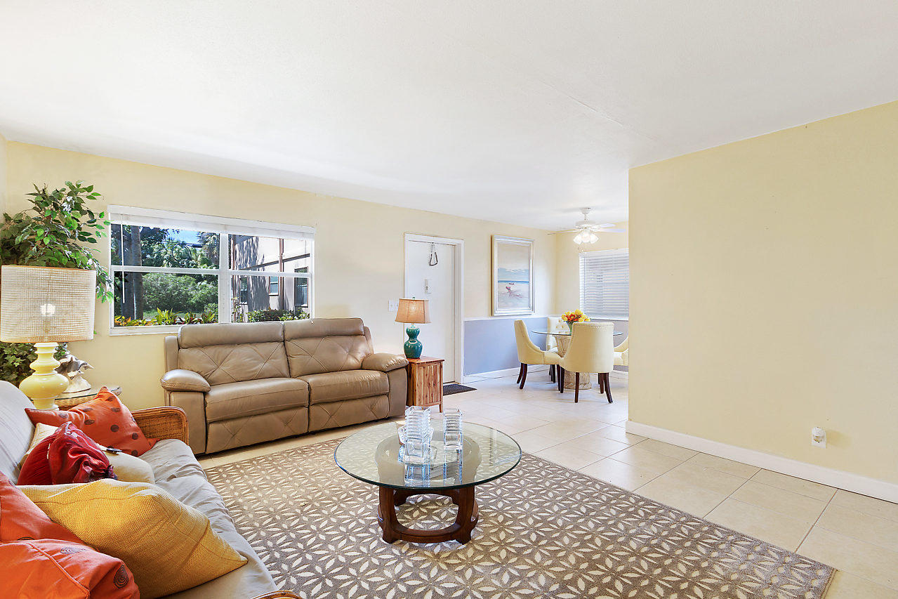 KINGS POINT - Residential