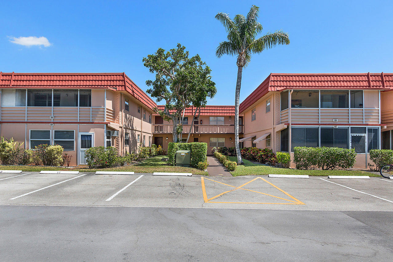 KINGS POINT - Residential