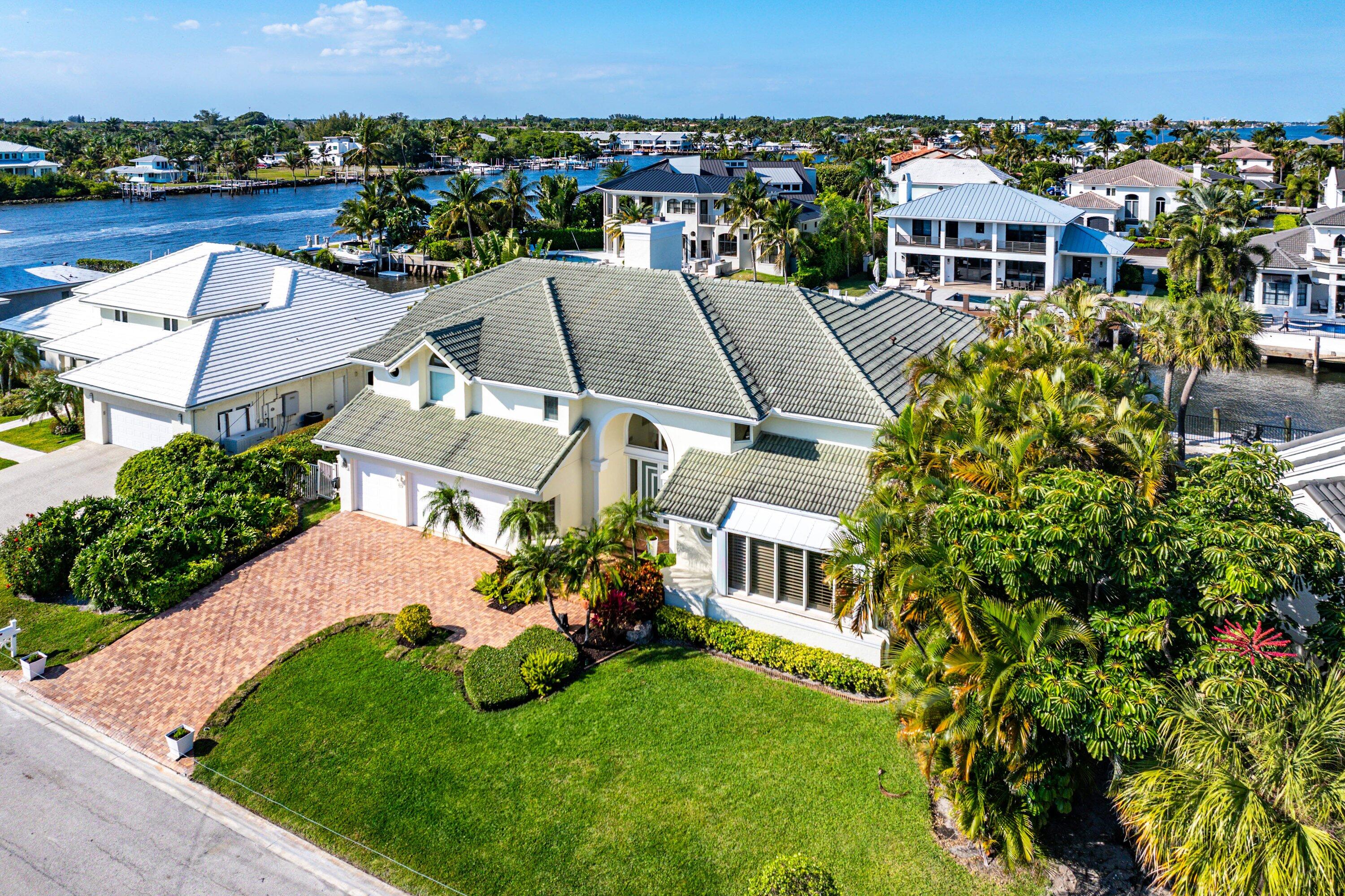 11 Inlet Cay Drive