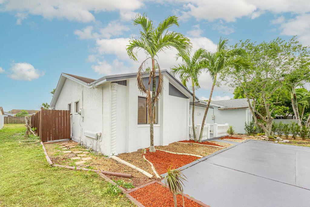 5100 NW 195th Terrace