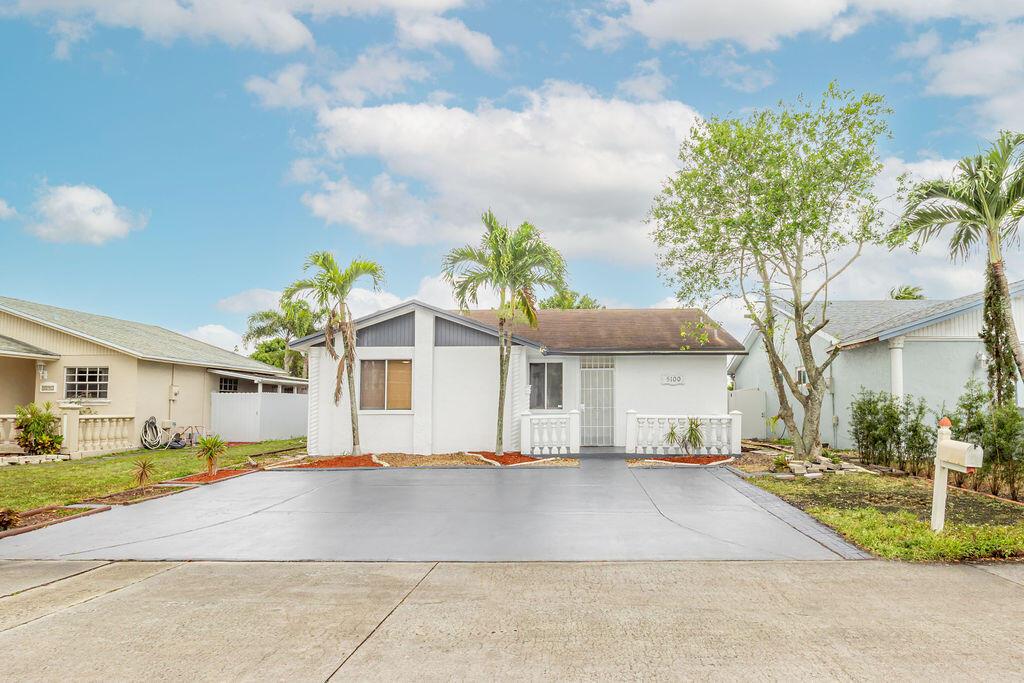 5100 NW 195th Terrace