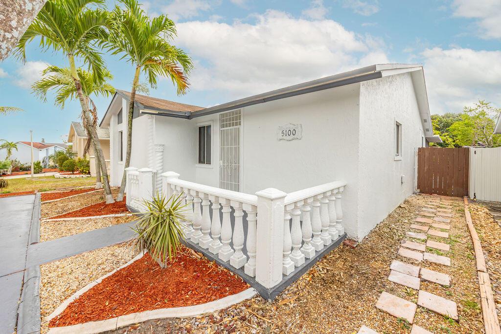 5100 NW 195th Terrace