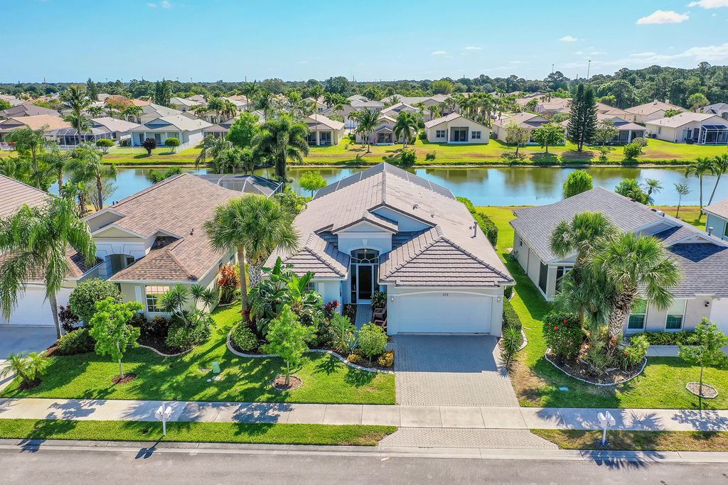 Photo of 515 SW Indian Key Drive, Port Saint Lucie, FL 34986 (MLS # B26029211)